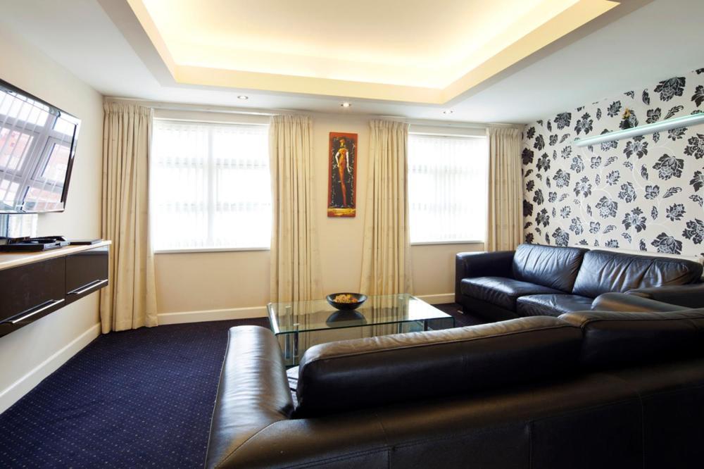 Queens Mansions: Princess Suite Blackpool Exterior photo